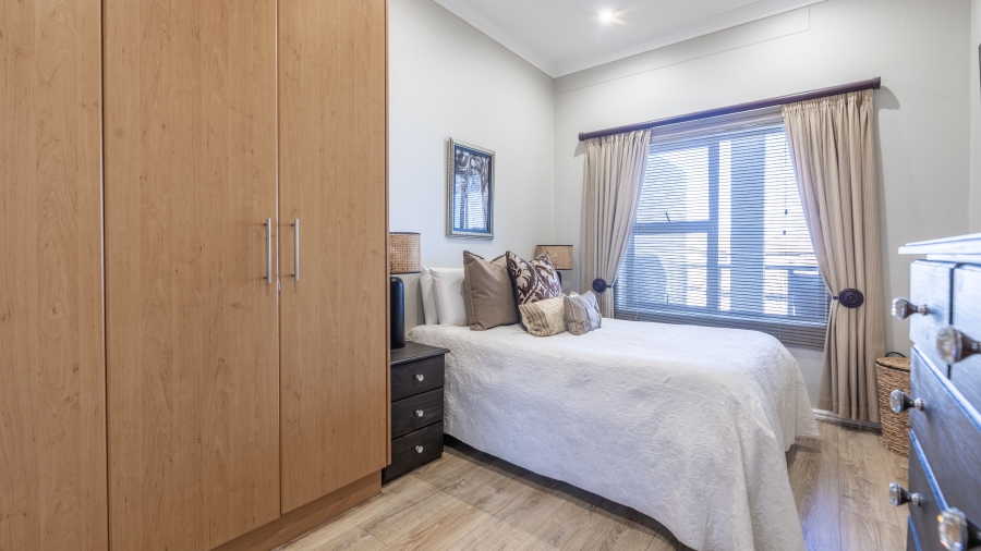 To Let 2 Bedroom Property for Rent in Big Bay Western Cape